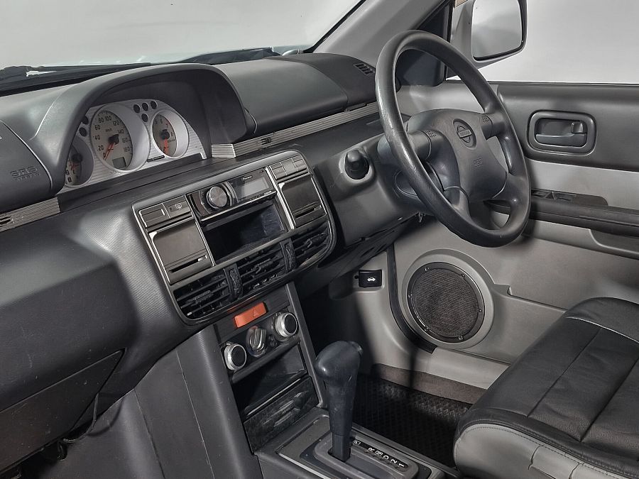 Nissan X-Trail 2.0 AT (150 л.с.) 4WD, 2001 Nissan X-Trail 2.0 AT (150 л.с.) 4WD, 2001