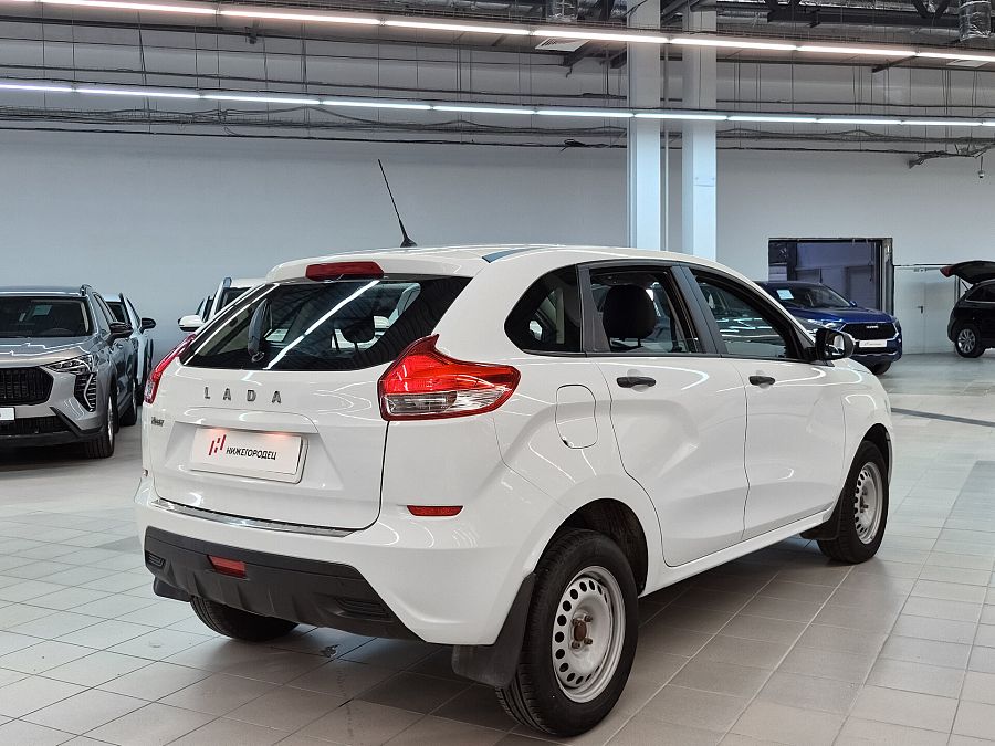 Lada (Ваз) XRAY 1.6 MT (106 л.с.), 2019