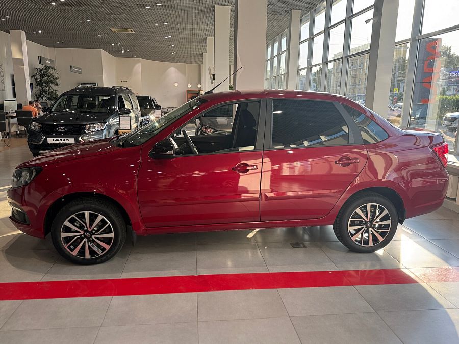 Lada (Ваз) Granta 1.6 MT (90 л.с.), 2026 Lada (Ваз) Granta 1.6 MT (90 л.с.), 2026