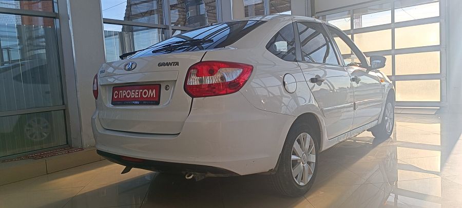 Lada (Ваз) Granta 1.6 MT (87 л.с.), 2016