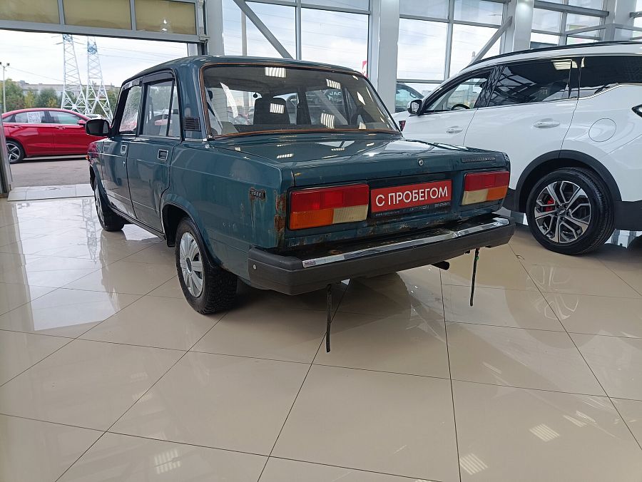 Lada (Ваз) 2107 1.5 MT (72 л.с.), 2001
