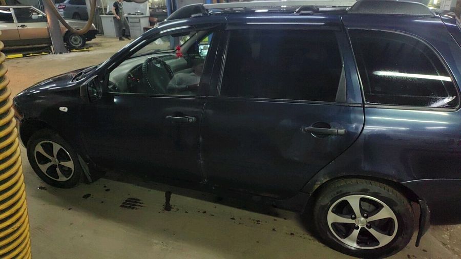Lada (Ваз) Kalina 1.6 MT (81 л.с.), 2013