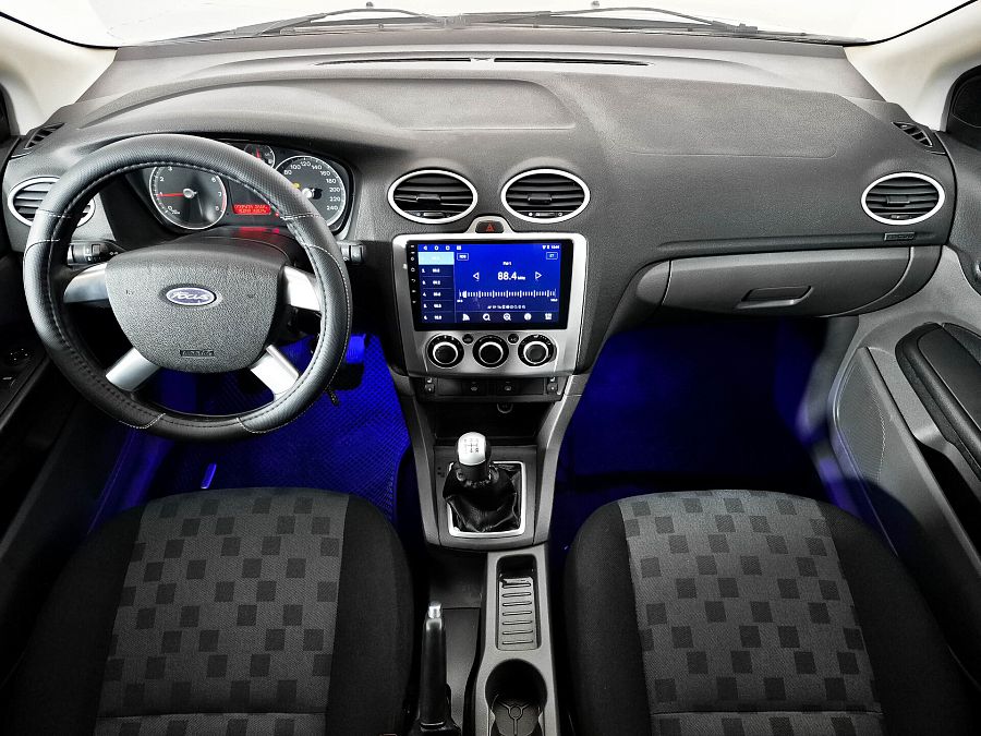 Ford Focus 1.6 MT (100 л.с.), 2007