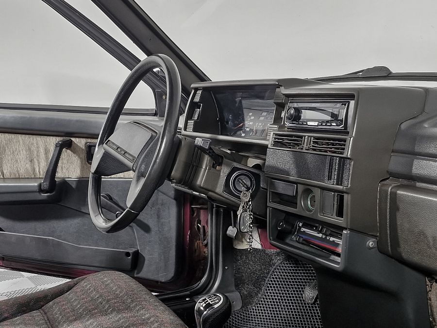 Lada (Ваз) 21099 1.5 MT (70 л.с.), 1996 Lada (Ваз) 21099 1.5 MT (70 л.с.), 1996