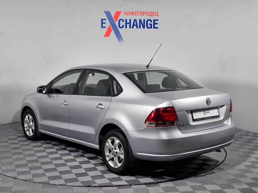 Volkswagen Polo 1.6 MT (105 л.с.), 2012