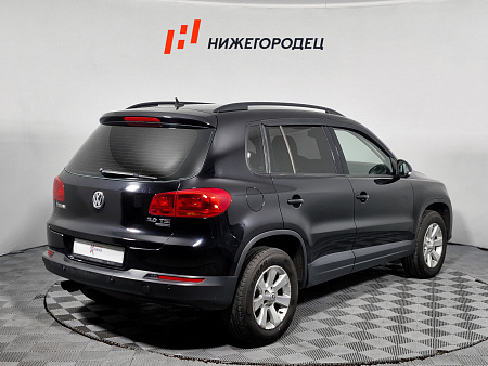 Volkswagen Tiguan 2.0 AT (170 л.с.) 4WD, 2013 — купить в Нижнем Новгороде