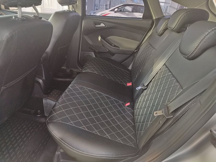 Ford Focus 1.6 MT (105 л.с.), 2012 Ford Focus 1.6 MT (105 л.с.), 2012