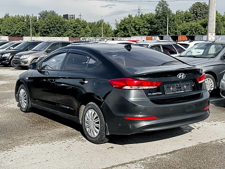 Hyundai Elantra 1.6 MT (128 л.с.), 2018