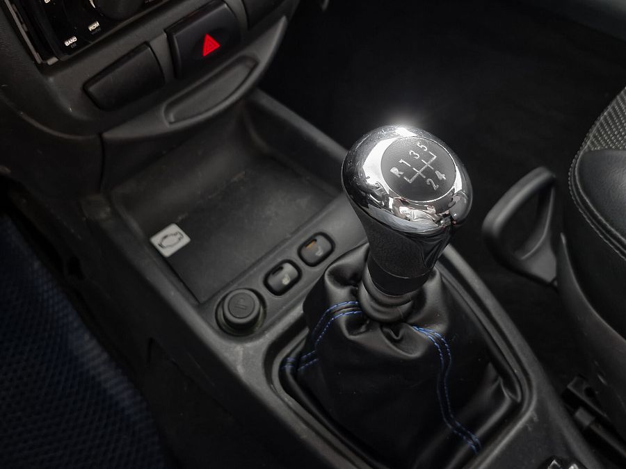 Lada (Ваз) Kalina 1.6 MT (98 л.с.), 2012 Lada (Ваз) Kalina 1.6 MT (98 л.с.), 2012