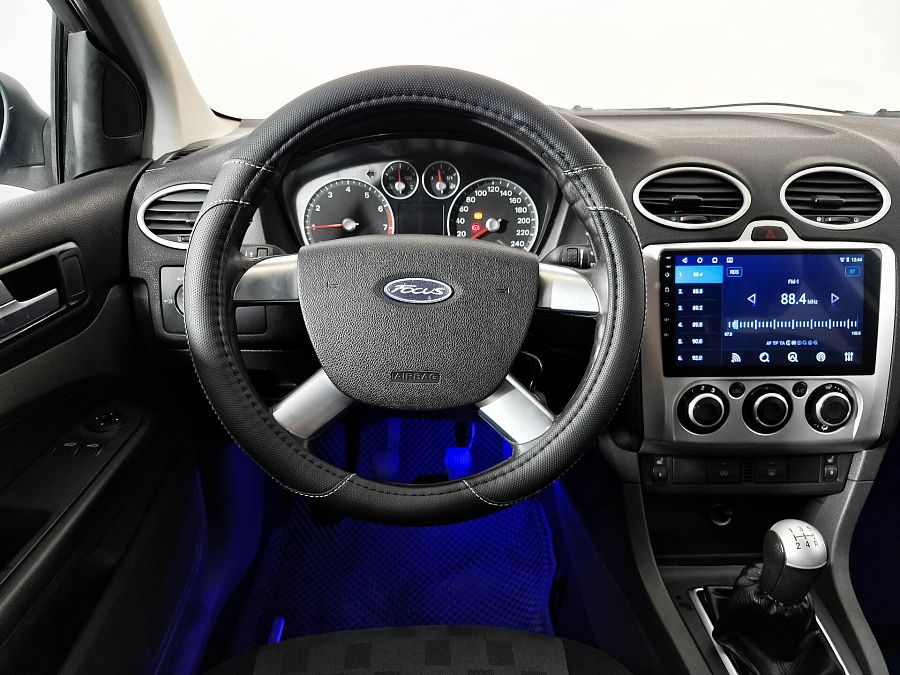 Ford Focus 1.6 MT (100 л.с.), 2007