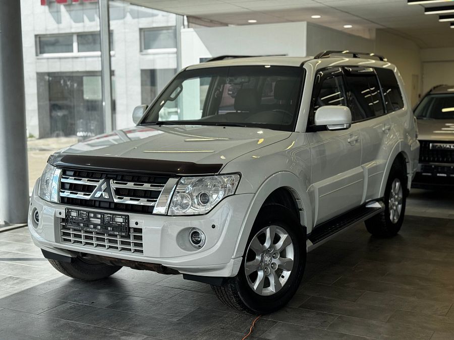 Mitsubishi Pajero 3.0 AT (178 л.с.) 4WD, 2013