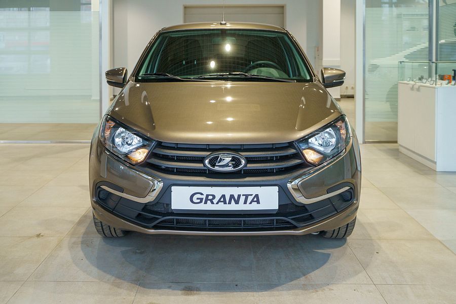 Lada (Ваз) Granta 1.6 MT (90 л.с.), 2026 Lada (Ваз) Granta 1.6 MT (90 л.с.), 2026