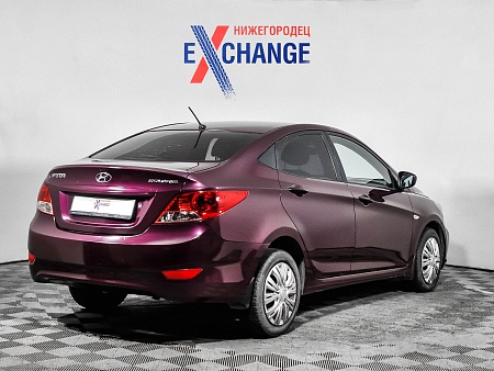 Hyundai Solaris 1.6 MT (123 л.с.), 2012