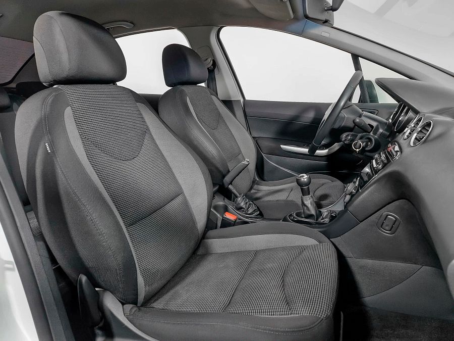 Peugeot 408 1.6 MT (120 л.с.), 2012 Peugeot 408 1.6 MT (120 л.с.), 2012