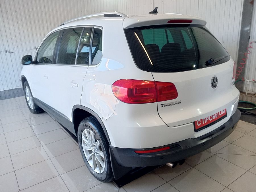 Volkswagen Tiguan 2.0 AT (170 л.с.) 4WD, 2012 Volkswagen Tiguan 2.0 AT (170 л.с.) 4WD, 2012