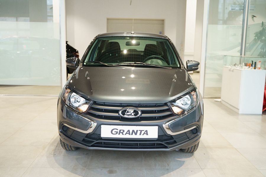 Lada (Ваз) Granta 1.6 MT (106 л.с.), 2026