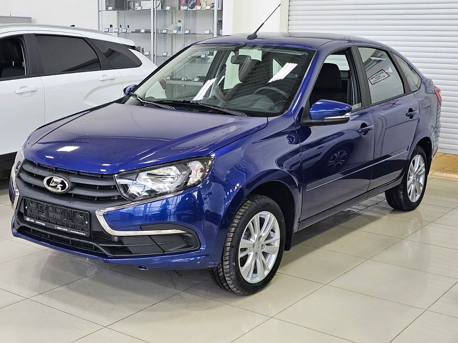 Lada (Ваз) Granta 1.6 MT (90 л.с.), 2026 Lada (Ваз) Granta 1.6 MT (90 л.с.), 2026