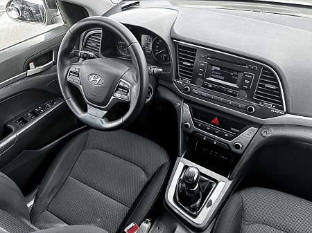 Hyundai Elantra 1.6 MT (128 л.с.), 2018