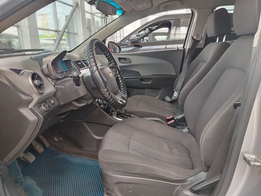 Chevrolet Aveo 1.6 MT (115 л.с.), 2014