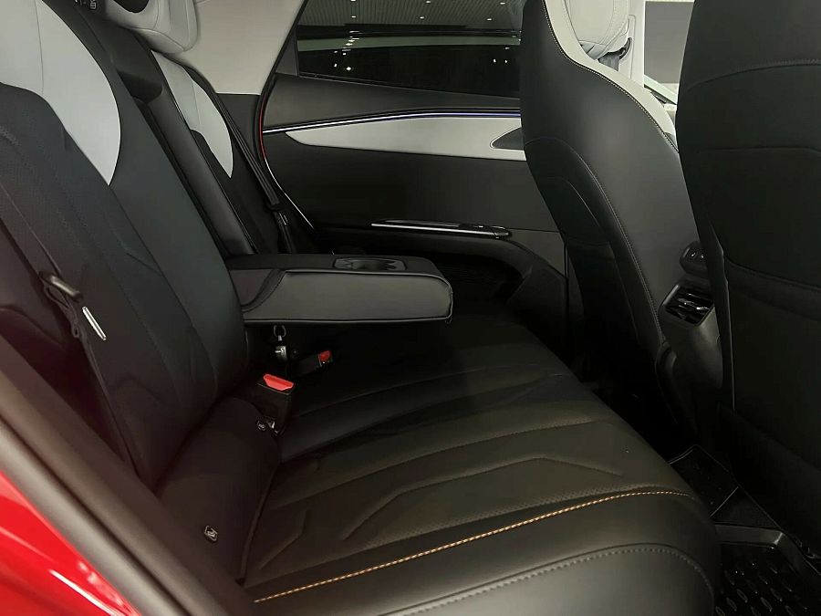 Omoda C5 1.5 AMT (147 л.с.) 4WD, 2026 Omoda C5 1.5 AMT (147 л.с.) 4WD, 2026
