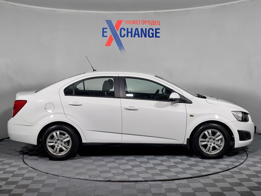 Chevrolet Aveo 1.6 AT (115 л.с.), 2013