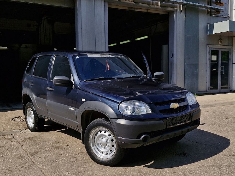 Chevrolet Niva 1.7 MT (80 л.с.) 4WD, 2012 Chevrolet Niva 1.7 MT (80 л.с.) 4WD, 2012