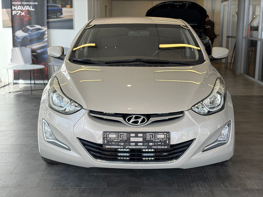 Hyundai Elantra 1.6 AT (132 л.с.), 2015