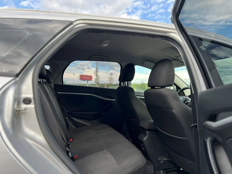 Lada (Ваз) Vesta SW 1.6 AMT (106 л.с.), 2019