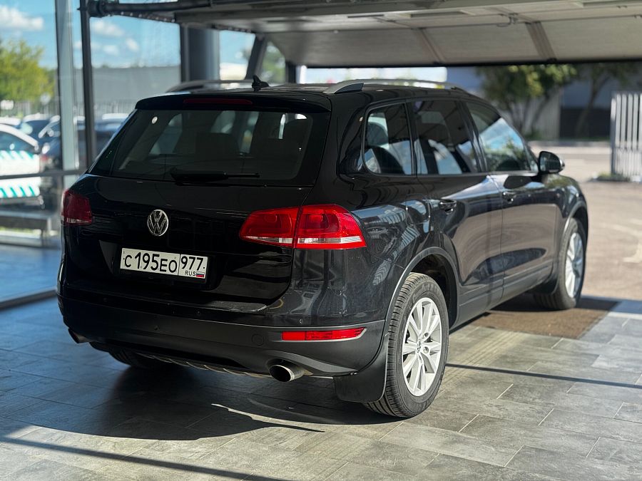 Volkswagen Touareg 3.6 AT (249 л.с.) 4WD, 2013
