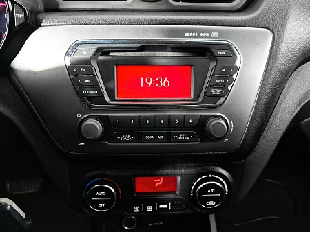 Kia Rio 4-speed 1.6 AT (123 л.с.), 2013
