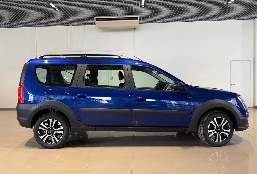 Lada (Ваз) Largus Cross 1.6 MT (106 л.с.), 2026