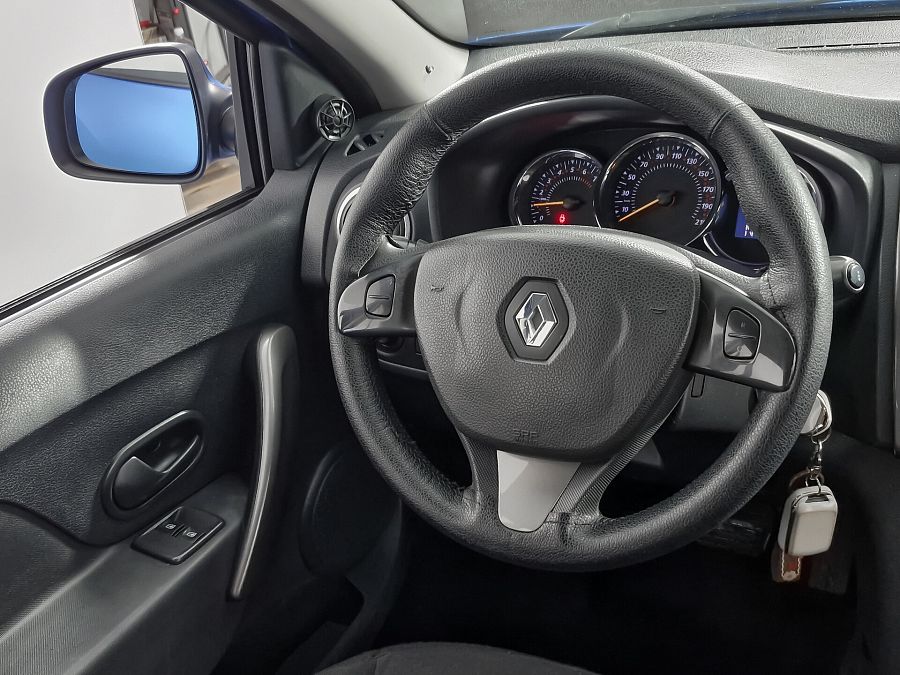Renault Sandero Stepway 1.6 AMT (82 л.с.), 2015