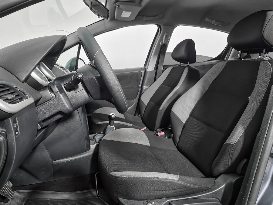 Peugeot 207 1.4 MT (90 л.с.), 2008