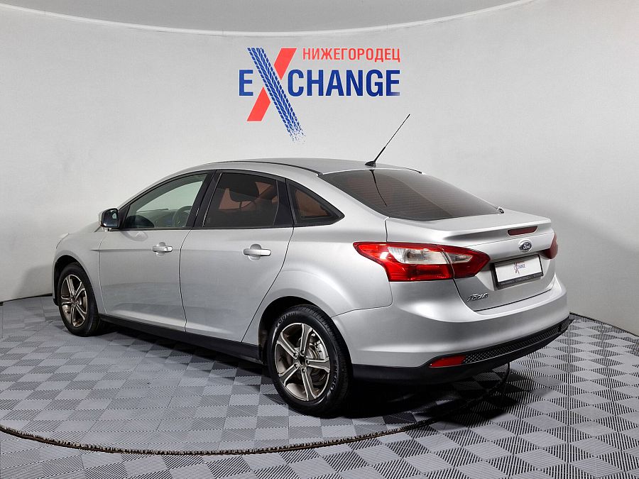 Ford Focus 1.6 AMT (125 л.с.), 2012