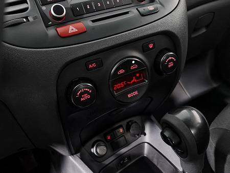 Kia Rio 1.4 MT (97 л.с.), 2009 — купить в Нижнем Новгороде