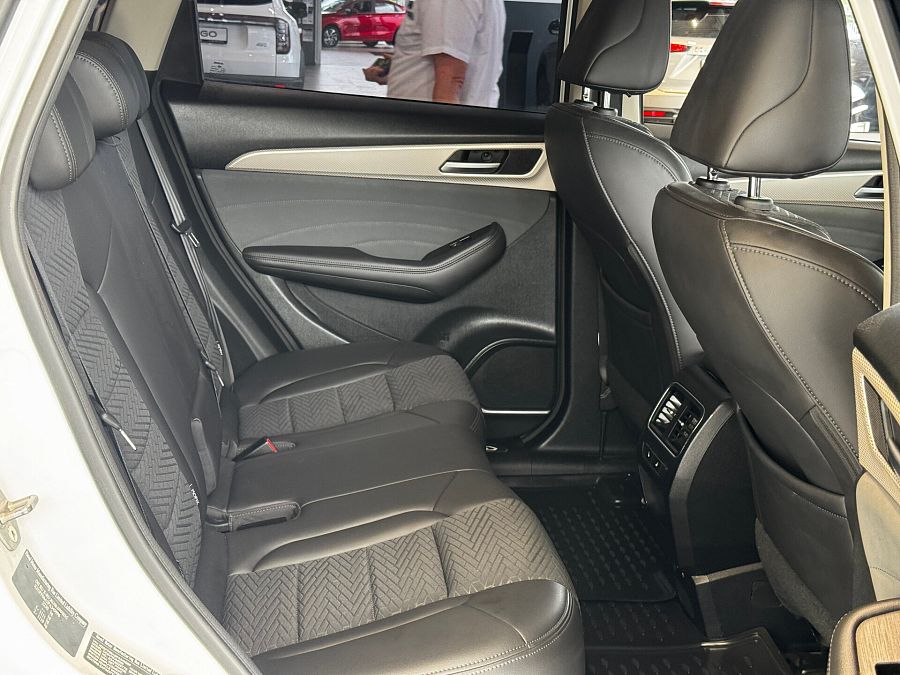 Haval F7 2.0 AMT (190 л.с.) 4WD, 2023 Haval F7 2.0 AMT (190 л.с.) 4WD, 2023