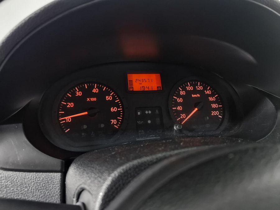 Renault Logan 1.6 MT (87 л.с.), 2007