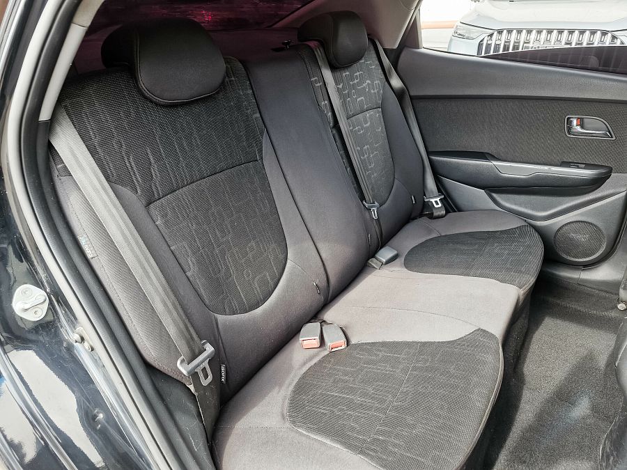 Kia Rio 5-speed 1.6 MT (123 л.с.), 2011 Kia Rio 5-speed 1.6 MT (123 л.с.), 2011