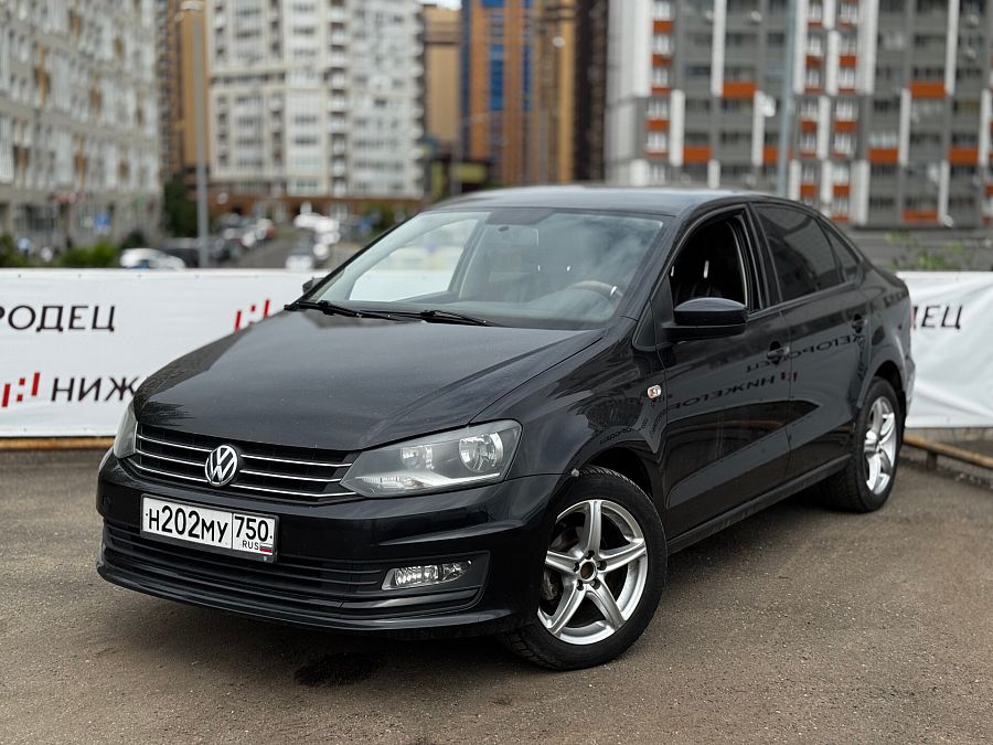 Volkswagen Polo 1.6 MT (105 л.с.), 2015