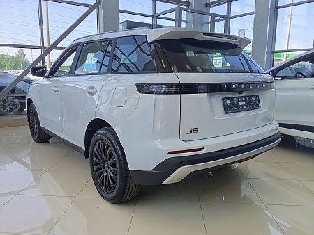 Jaecoo J6 1.5 AMT (147 л.с.), 2026