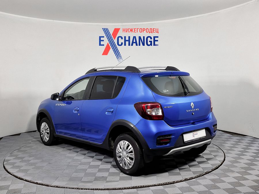 Renault Sandero Stepway 1.6 AMT (82 л.с.), 2015