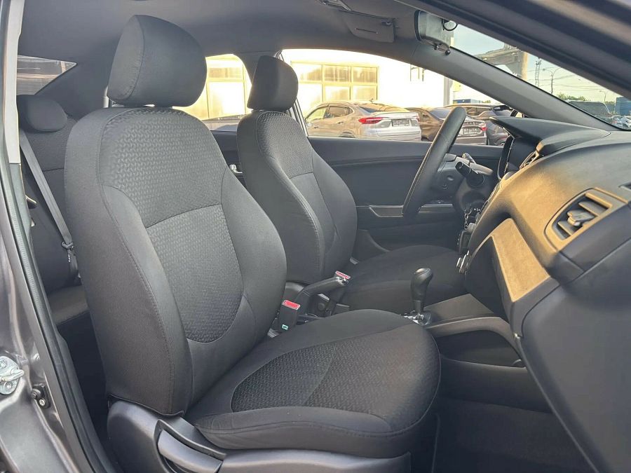 Kia Rio 4-speed 1.6 AT (123 л.с.), 2011