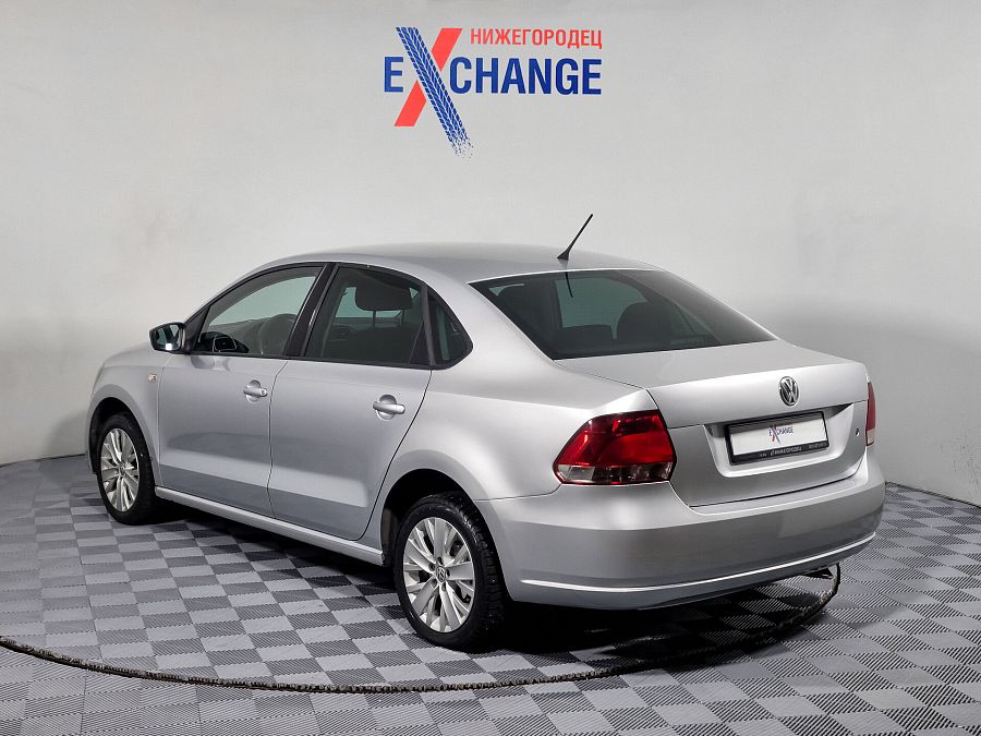 Volkswagen Polo 1.6 MT (85 л.с.), 2014