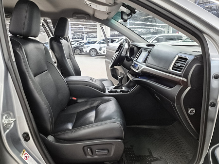Toyota Highlander 3.5 AT (249 л.с.) 4WD, 2014 — купить в Нижнем Новгороде