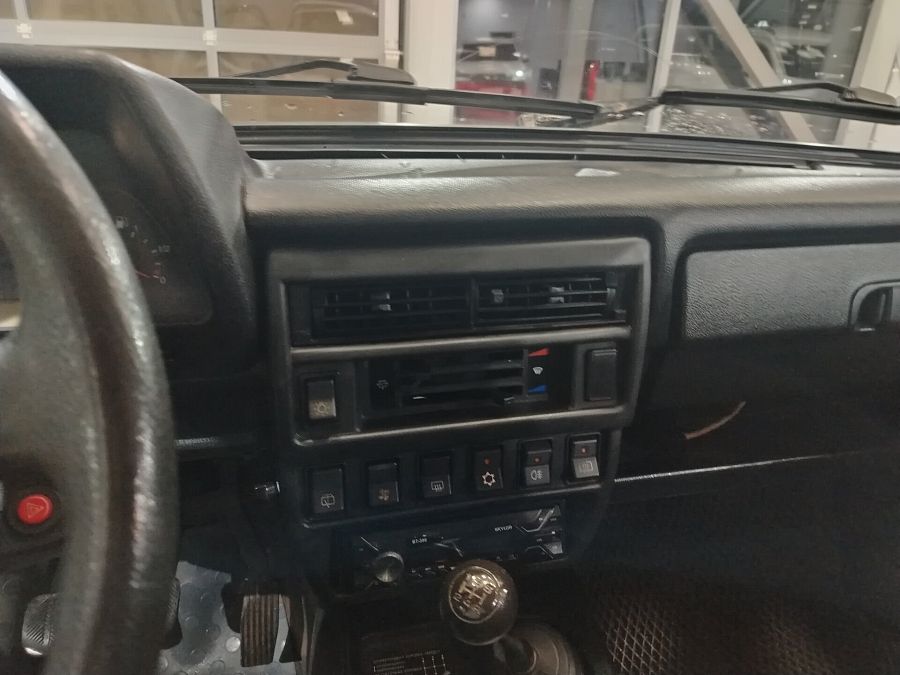 Lada (Ваз) 2121 (4x4) 1.7 MT (83 л.с.) 4WD, 2015 Lada (Ваз) 2121 (4x4) 1.7 MT (83 л.с.) 4WD, 2015