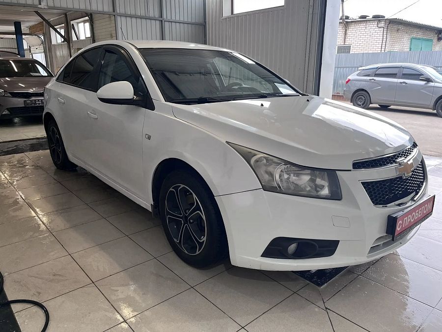 Chevrolet Cruze 1.6 MT (109 л.с.), 2012