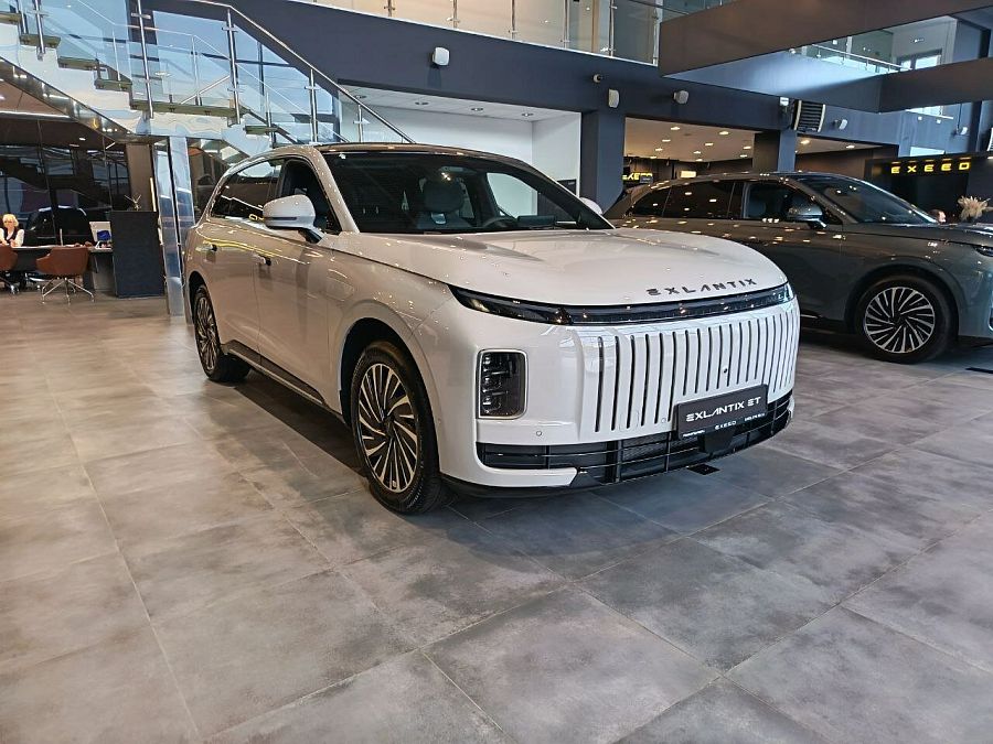 Exeed Exlantix ET 1.5hyb AT (469 л.с.) 4WD, 2026
