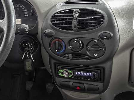 Lada (Ваз) Kalina 1.6 MT (81 л.с.), 2012 Lada (Ваз) Kalina 1.6 MT (81 л.с.), 2012