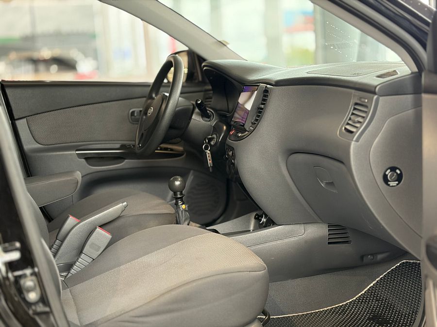 Kia Rio 1.4 MT (95 л.с.), 2011 Kia Rio 1.4 MT (95 л.с.), 2011