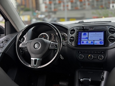 Volkswagen Tiguan 2.0d AT (140 л.с.) 4WD, 2010 Volkswagen Tiguan 2.0d AT (140 л.с.) 4WD, 2010